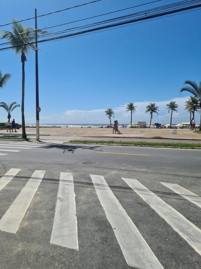 Kitnet Praia Grande Ocian 50 M Da Praia Exterior photo